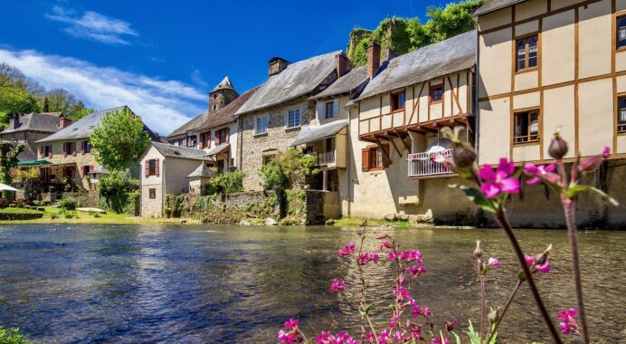 Défiscalisation immobilière 2021 : liste et comparatif des différents dispositifs pour réduire ses impôts grâce à l’immobilier.