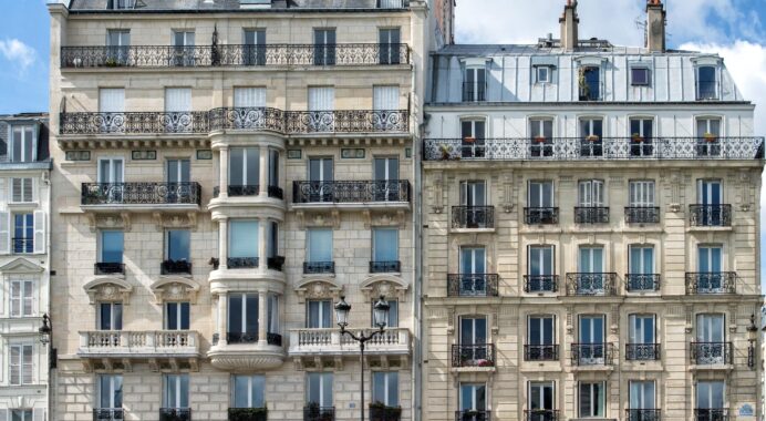 Crédit immobilier : perspectives encourageantes pour les emprunteurs en 2024