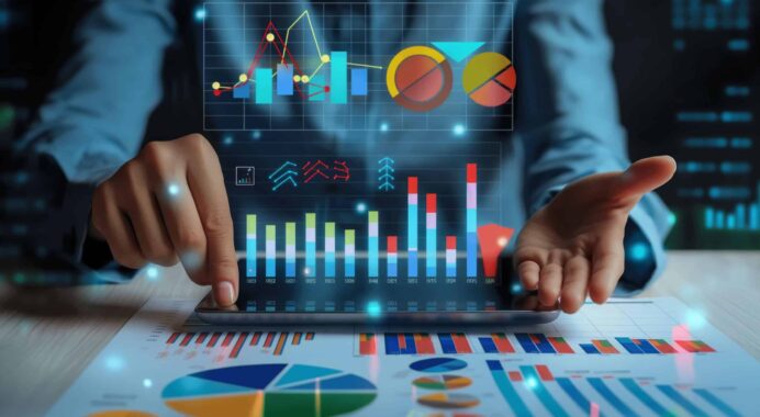 Comment investir 100 euros par mois en 2025 ?