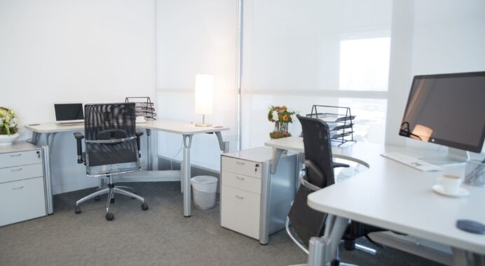 Immobilier d&rsquo;entreprise au T3 2026 : investissements en hausse, bureaux sous pression